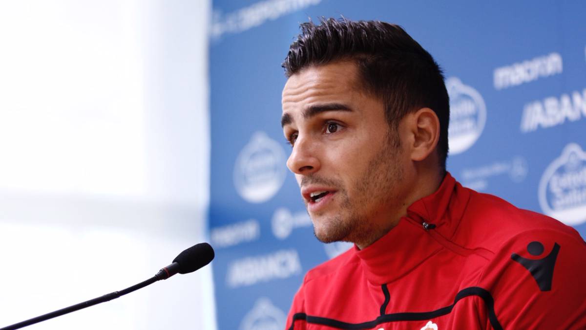 David Simón en una rueda de prensa del Deportivo en Abegondo