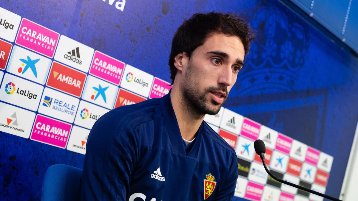 "Víctor me pide que quiera la pelota y arriesgue en el pase"