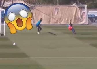 Sus compañeros ya saben de lo que es capaz: la acrobacia de Brahim en el partidillo