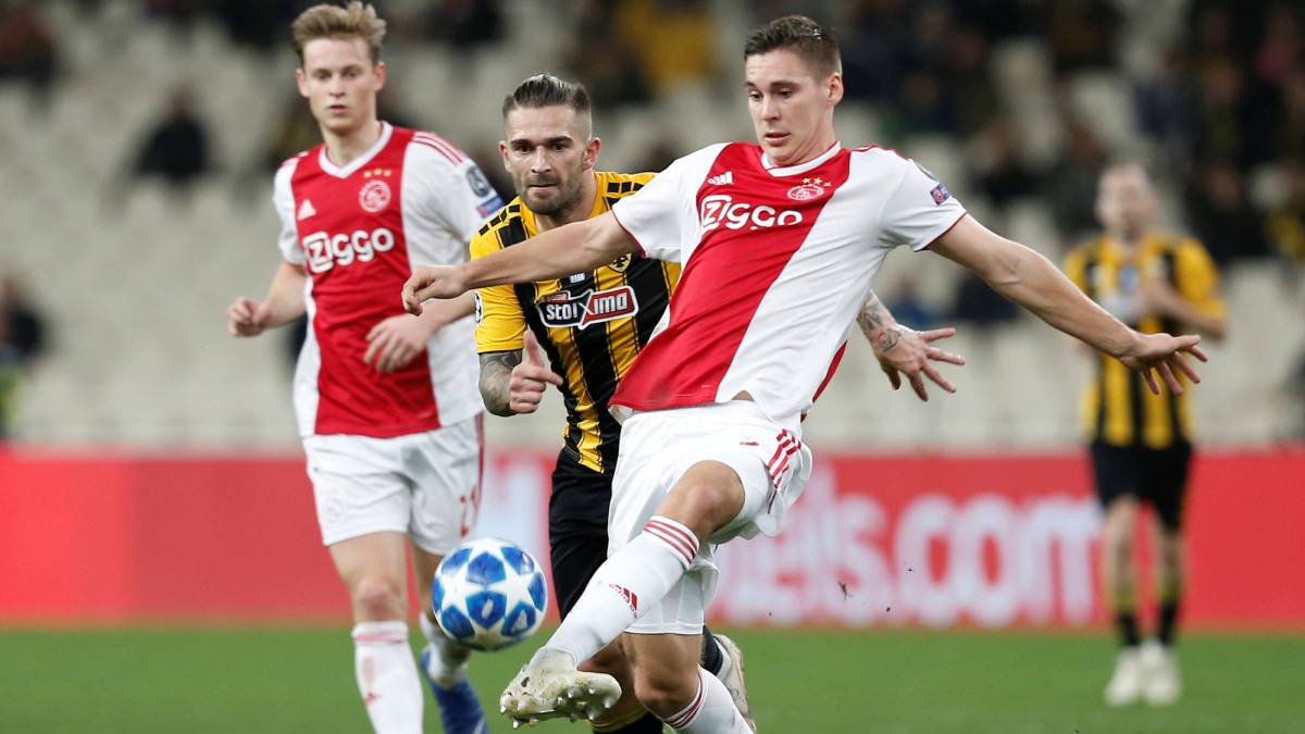 El Sevilla ataca al central austriaco del Ajax Maximilian Wober, de 20 años, que vuela ya hacia a España. Pablo Machín tiene ya su primer refuerzo invernal y busca un delantero (Munir) y un medio.