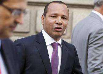 Neymar's father denies any contact with Barcelona