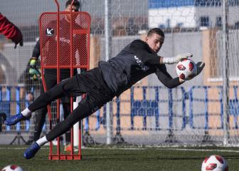 Huesca put in loan request to Real Madrid for Andriy Lunin
