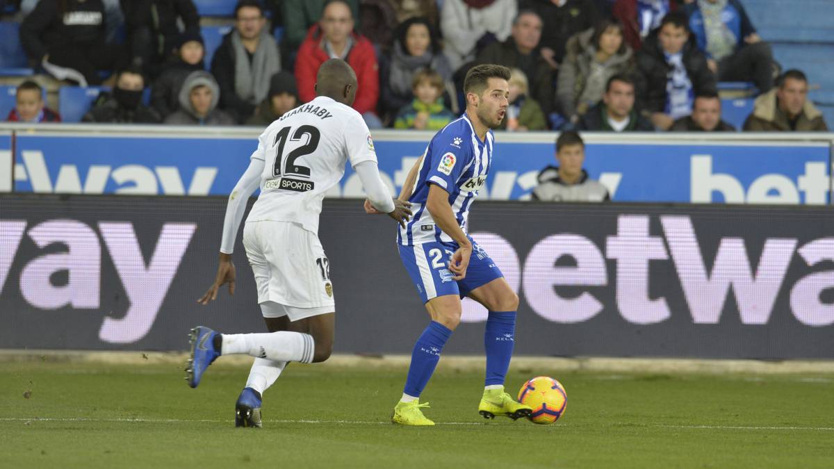 El Alavés quiere hacerse con los derechos de Jony, que pertenecen al Málaga
