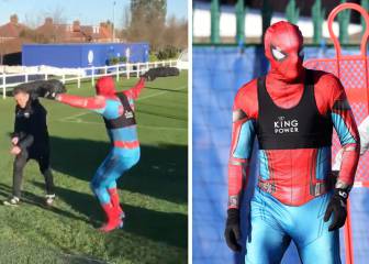 ¡Vardy se disfraza de Spider-Man y asusta a su entrenador!