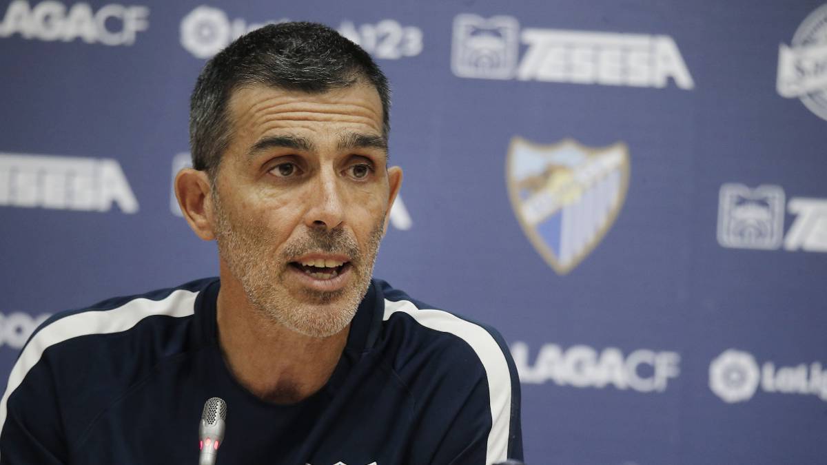 Muñiz: "Hay estabilidad en el club, solo se habla de fútbol"