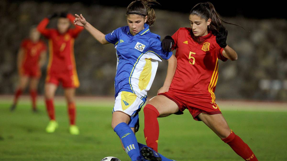 España se salió ante Canarias para llevarse el título