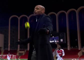 Henry enfurece y le grita a un rival: