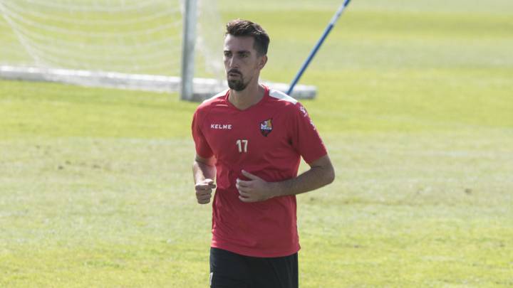 Isaac Cuenca, en uno de sus últimos entrenamientos con el Reus. Ahora está en el Sagan Tosu, de Japón.