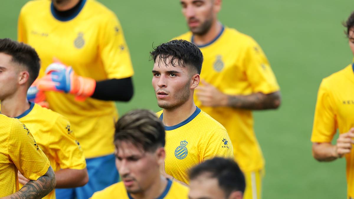 Vuelve Hermoso y le secunda Lluís López: capitán Espanyol