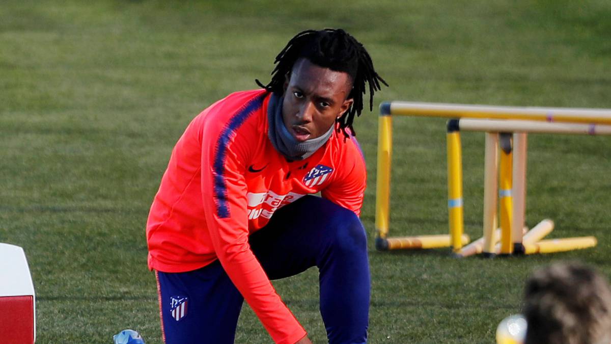 Gelson Martins, en un entrenamiento con el Atlético.