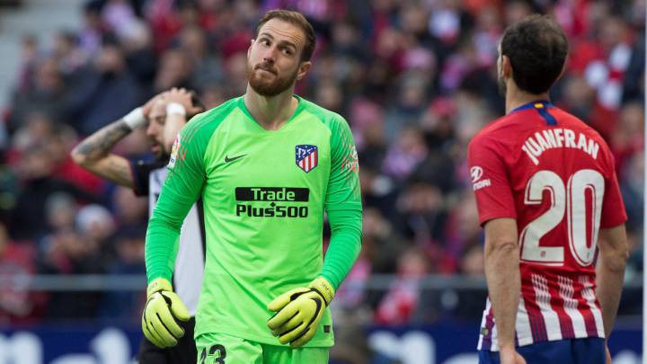 Oblak dialoga con Juanfran.