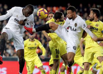 Un Valencia desatado hunde al Villarreal en Mestalla