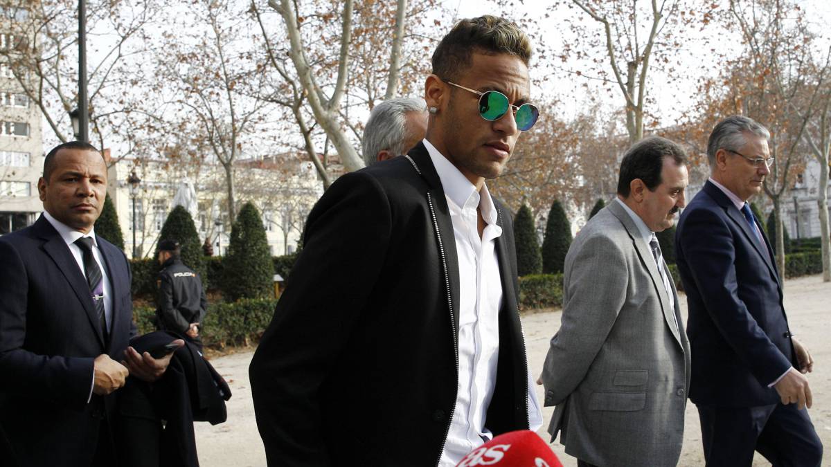 El juicio Barça-Neymar por la prima de fichaje será en marzo
