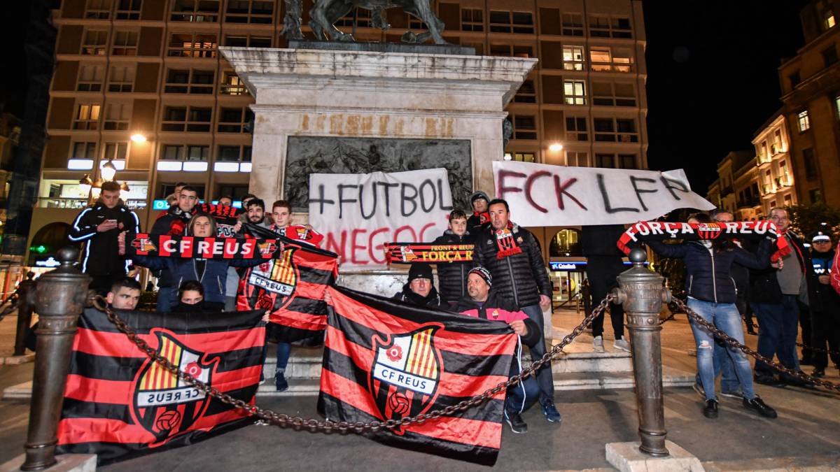 Los aficionados del Reus volverán a manifestarse el sábado contra Oliver y LaLiga