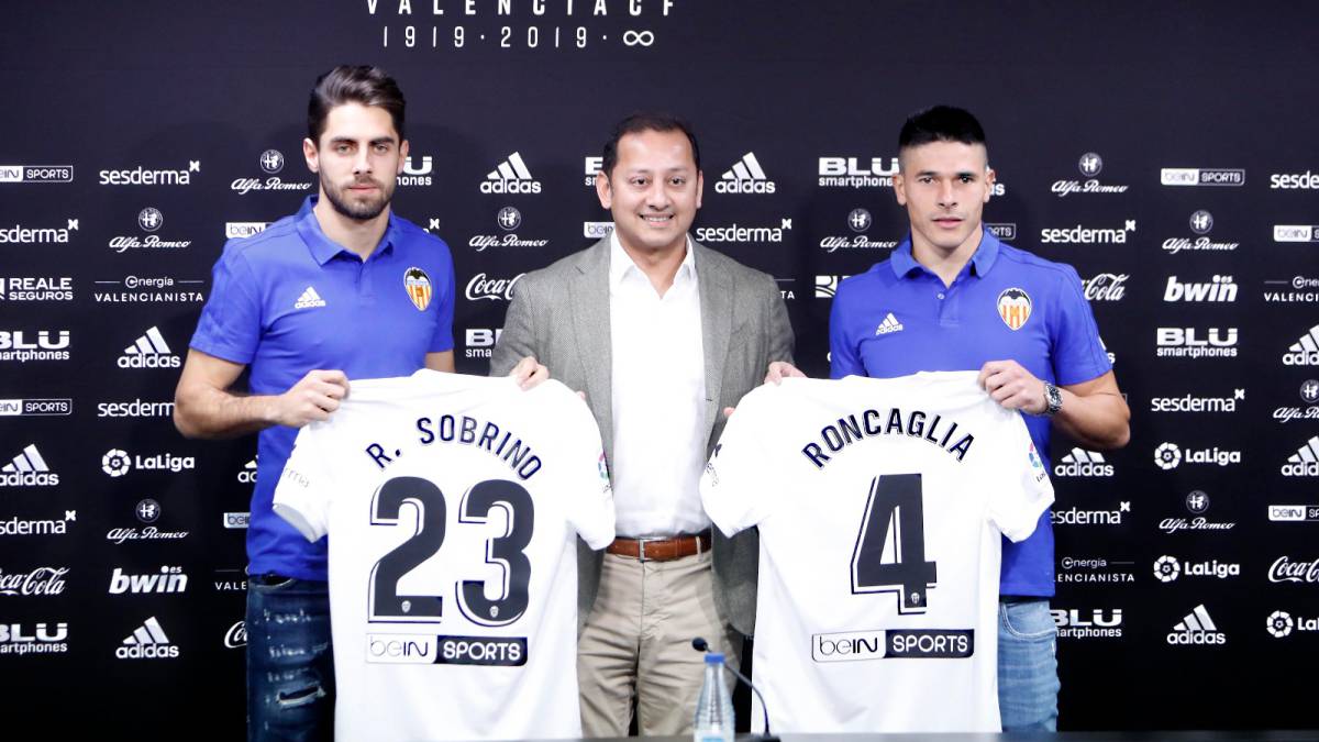 Presentación Sobrino y Roncaglia.