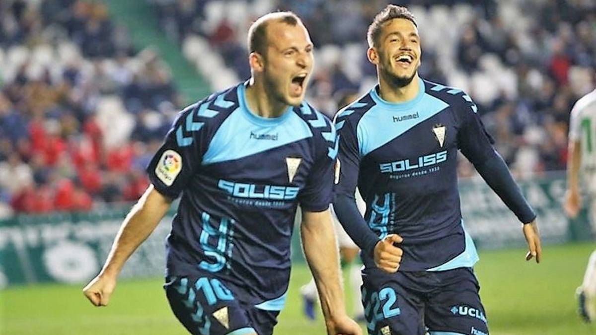 "En breve nos sentaremos para poder renovar a Zozulia"