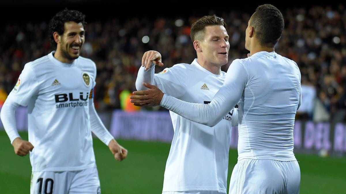 Los delanteros del Valencia ya le han hecho diez goles al Betis