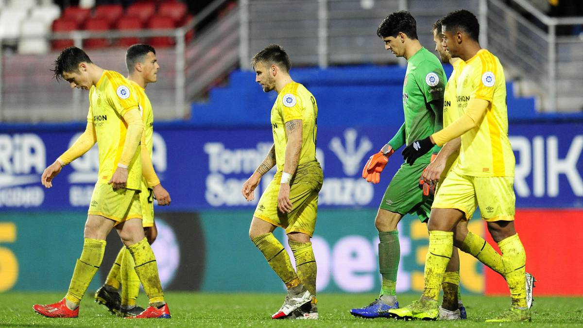 Los jugadores del Girona tristes