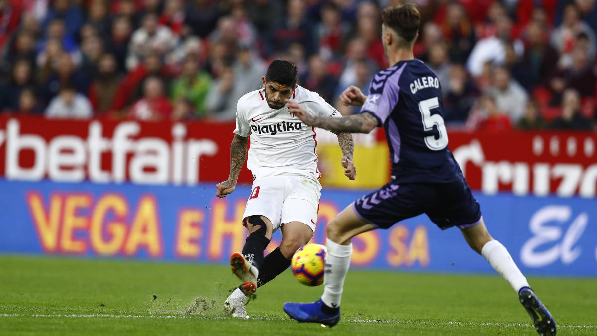 Banega, en el Sevilla-Valladolid