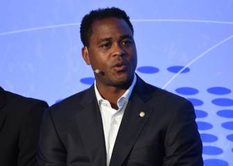 Kluivert aconseja al Barça
