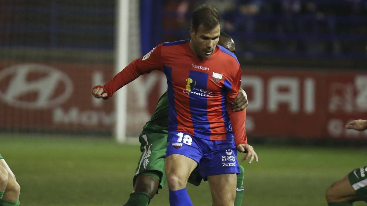 El Extremadura debe recuperar el gol ante el Majadahonda
