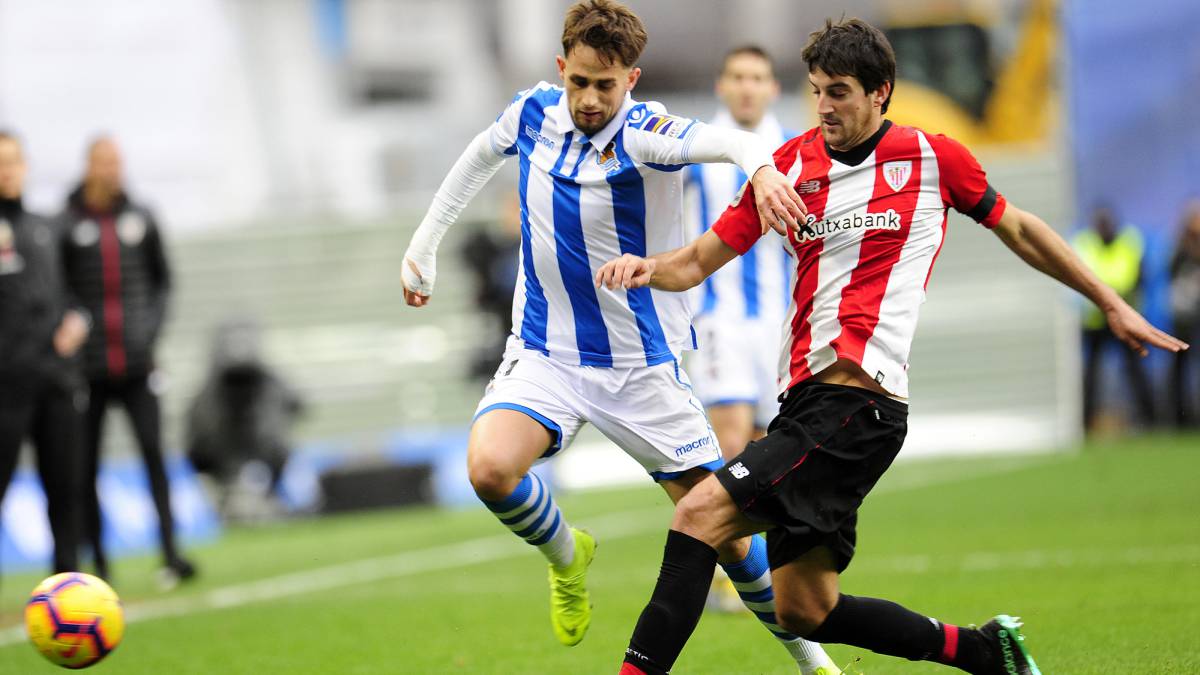 Januzaj vuelve a disfrutar con Alguacil
