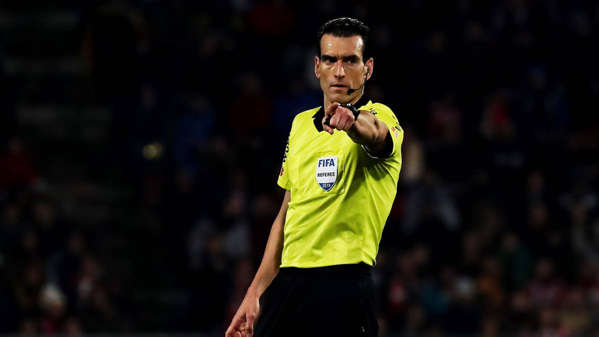 Martínez Munuera dirigirá el Barça-Valladolid; Gil Manzano el
Rayo-Atlético