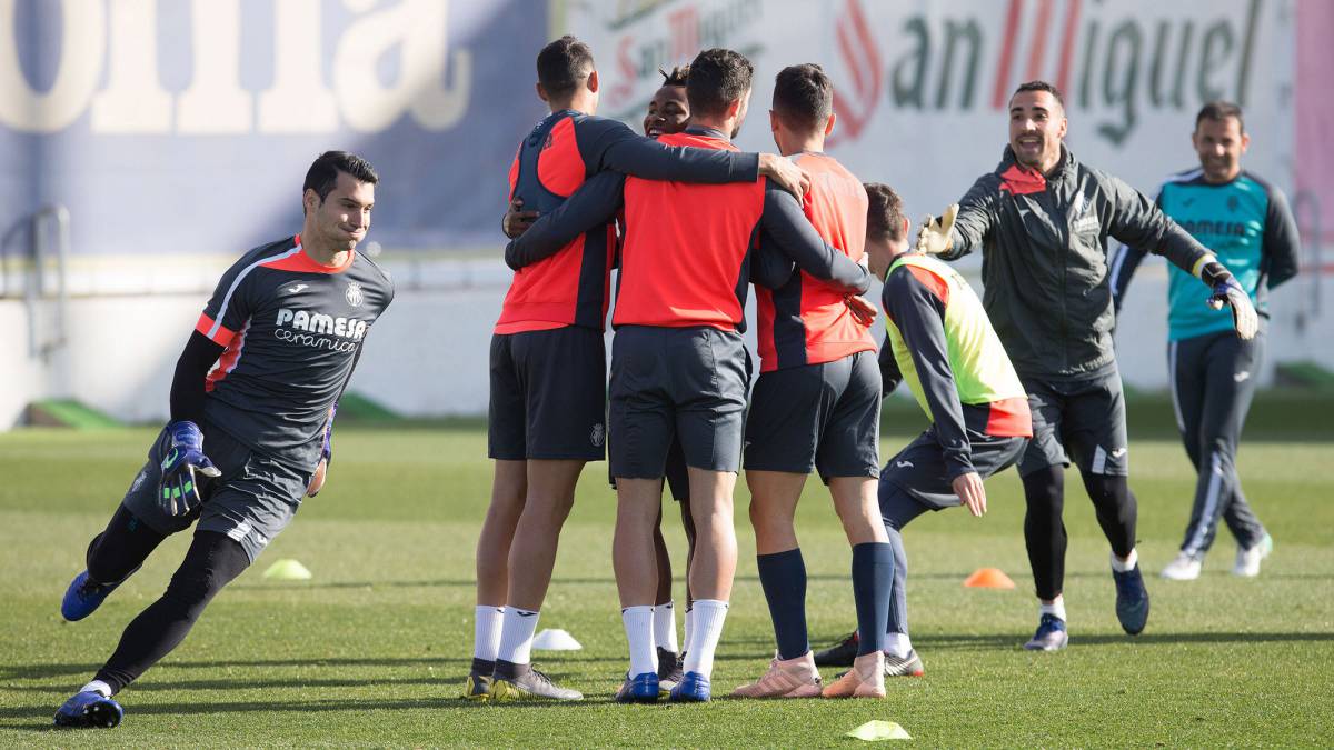 Andrés Fernández, con el grupo.