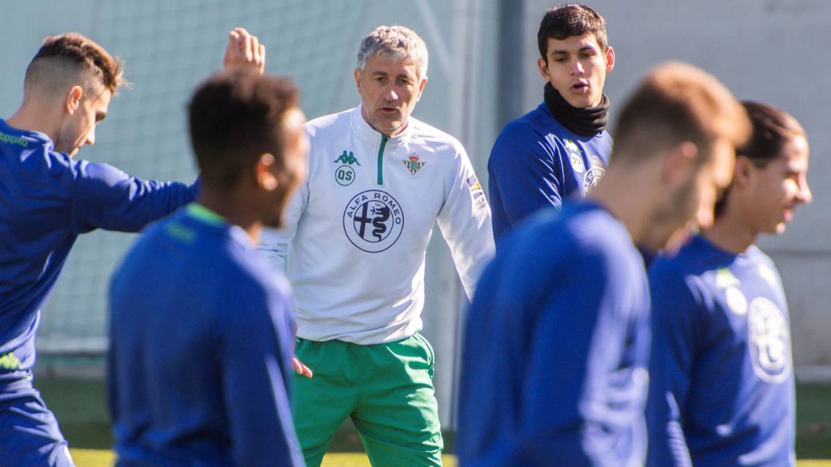 Setién echa mano del filial en una lista sin Francis ni Bartra