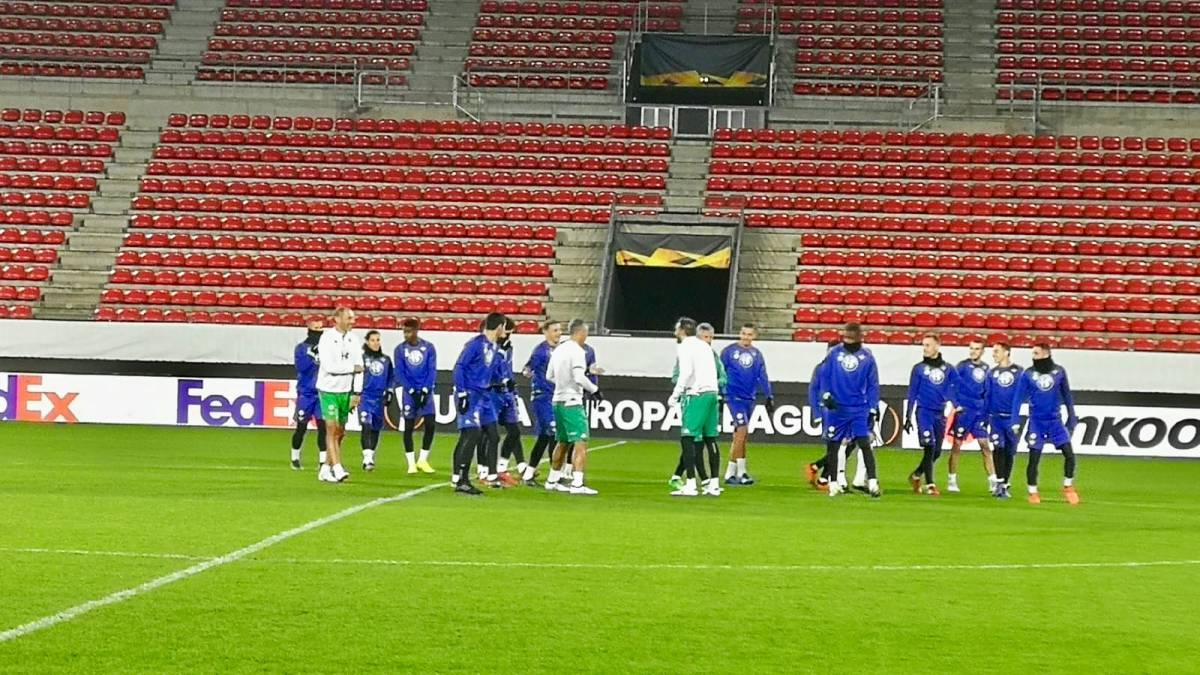 Setién dirige un entrenamiento sin contratiempos en Rennes