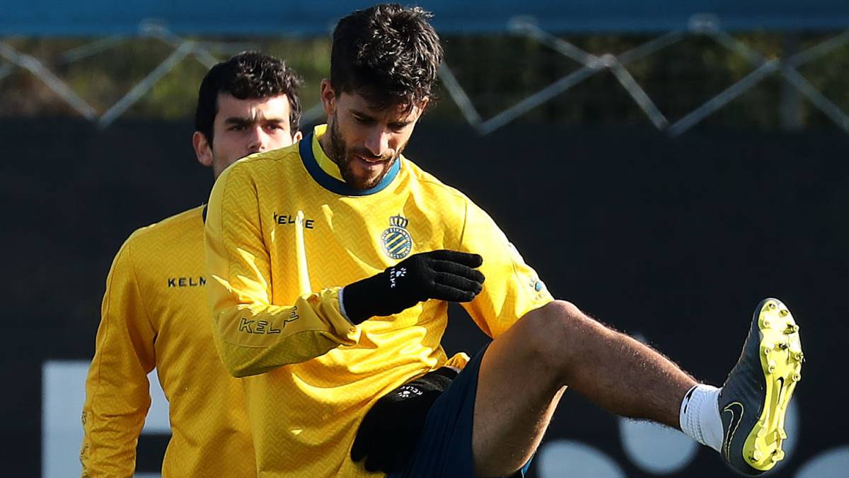 Dídac y un probable 4-4-2, las dudas pericas ante el Valencia