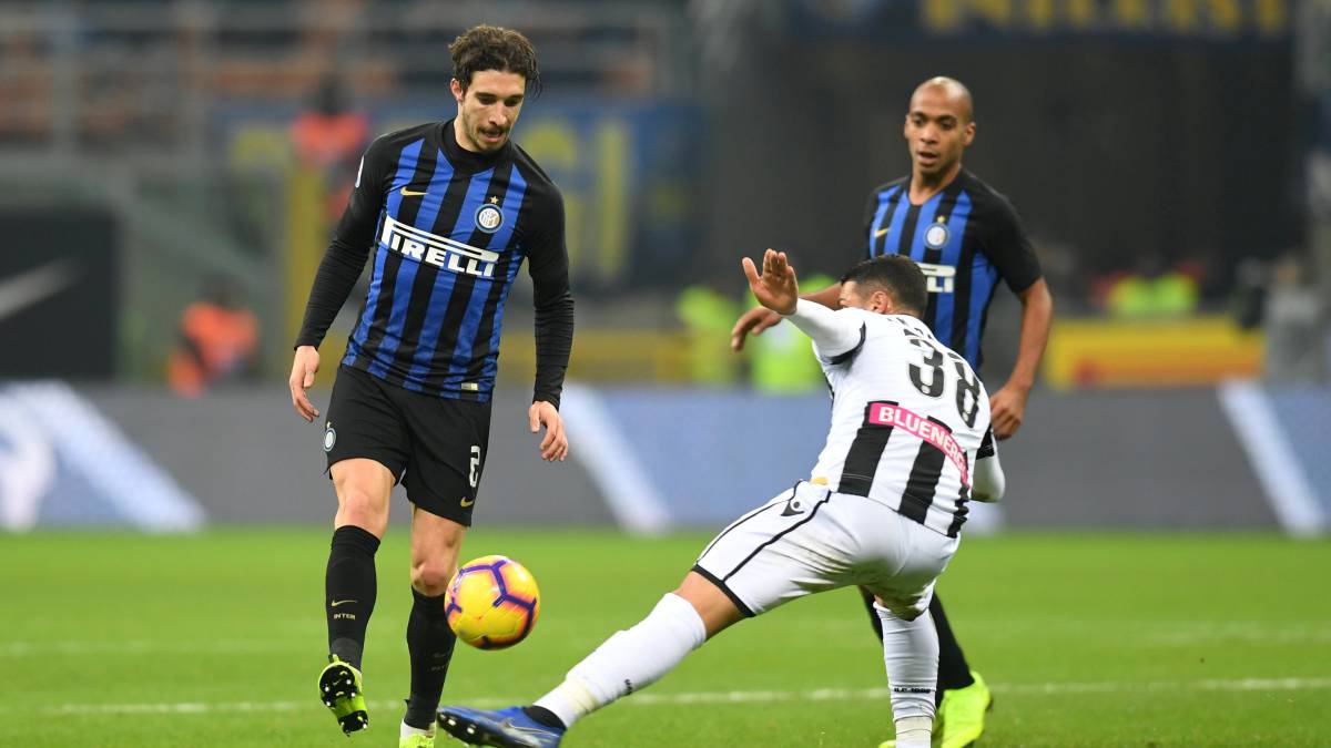 Vrsaljko, en un partido con el Inter, donde jugó cedido por el Atlético