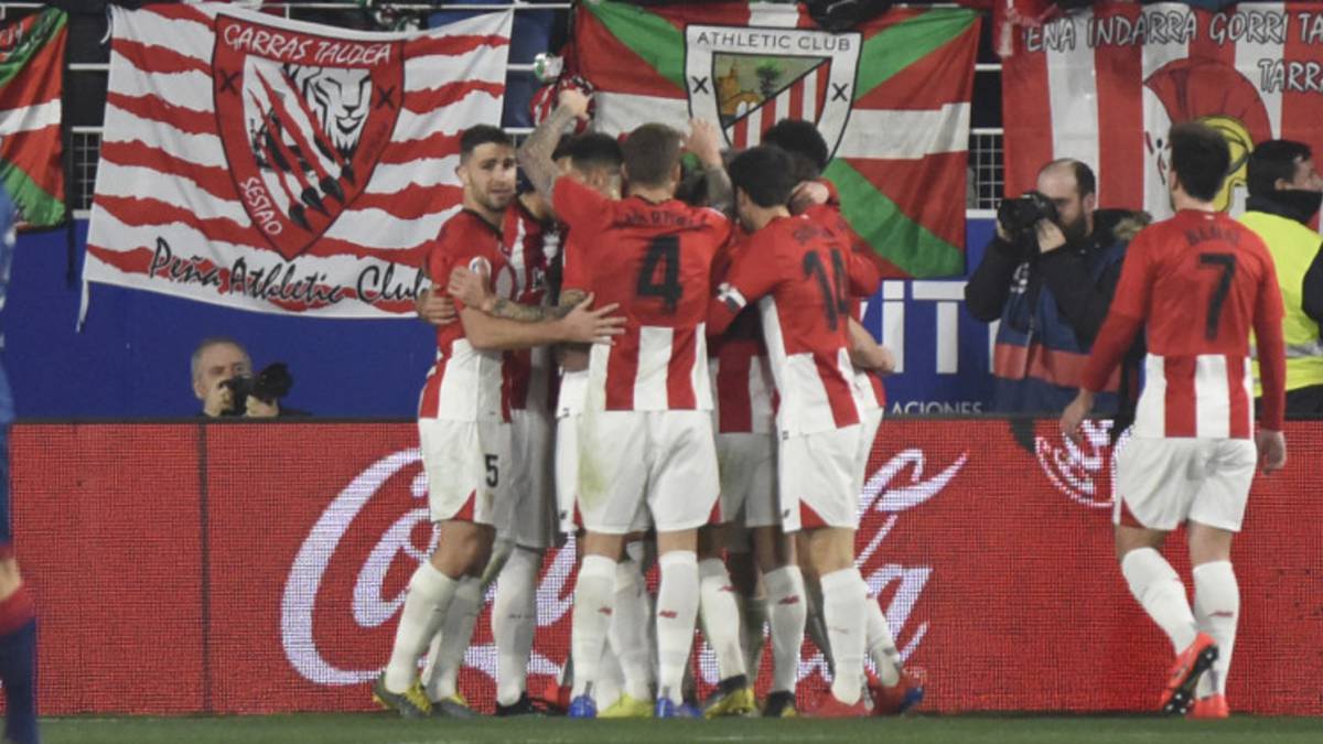 Resumen y gol del Huesca 0-1 Athletic. Un tanto de Raúl García desde el punto de penalti frena la racha del Huesca y aleja a los vascos del descenso.