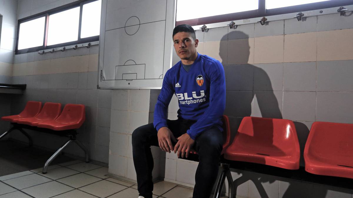 Roncaglia: "Por suerte superé las tentaciones de juventud"
