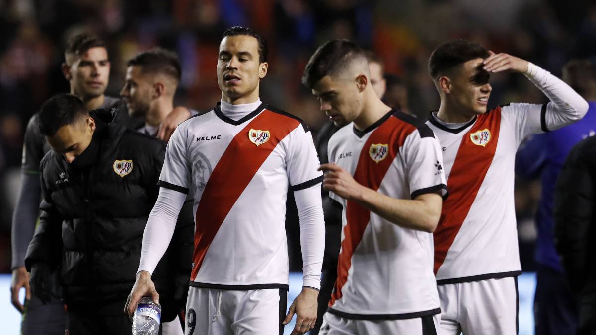 De Tomás, Pozo y Álex Moreno, al término de un partido.