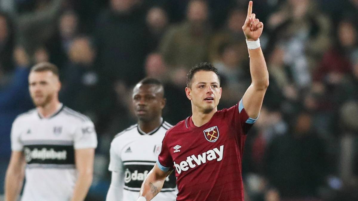 El West Ham remonta al Fulham gracias a 'Chicharito'