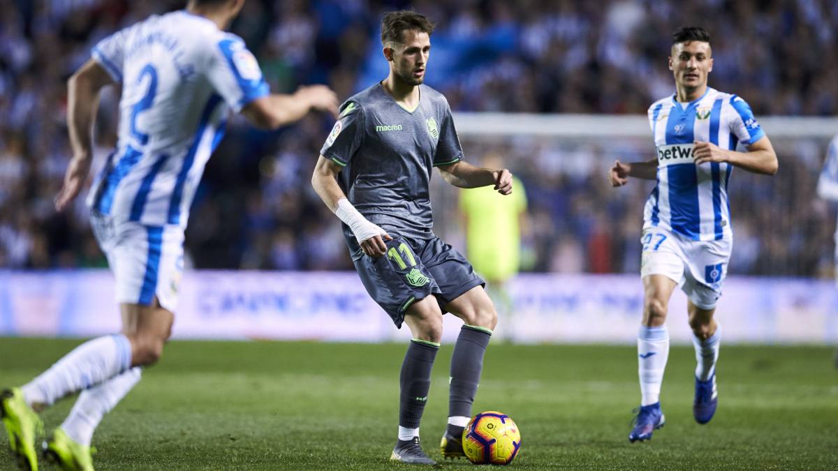 La lesión de Januzaj se queda en un susto y es duda para Girona