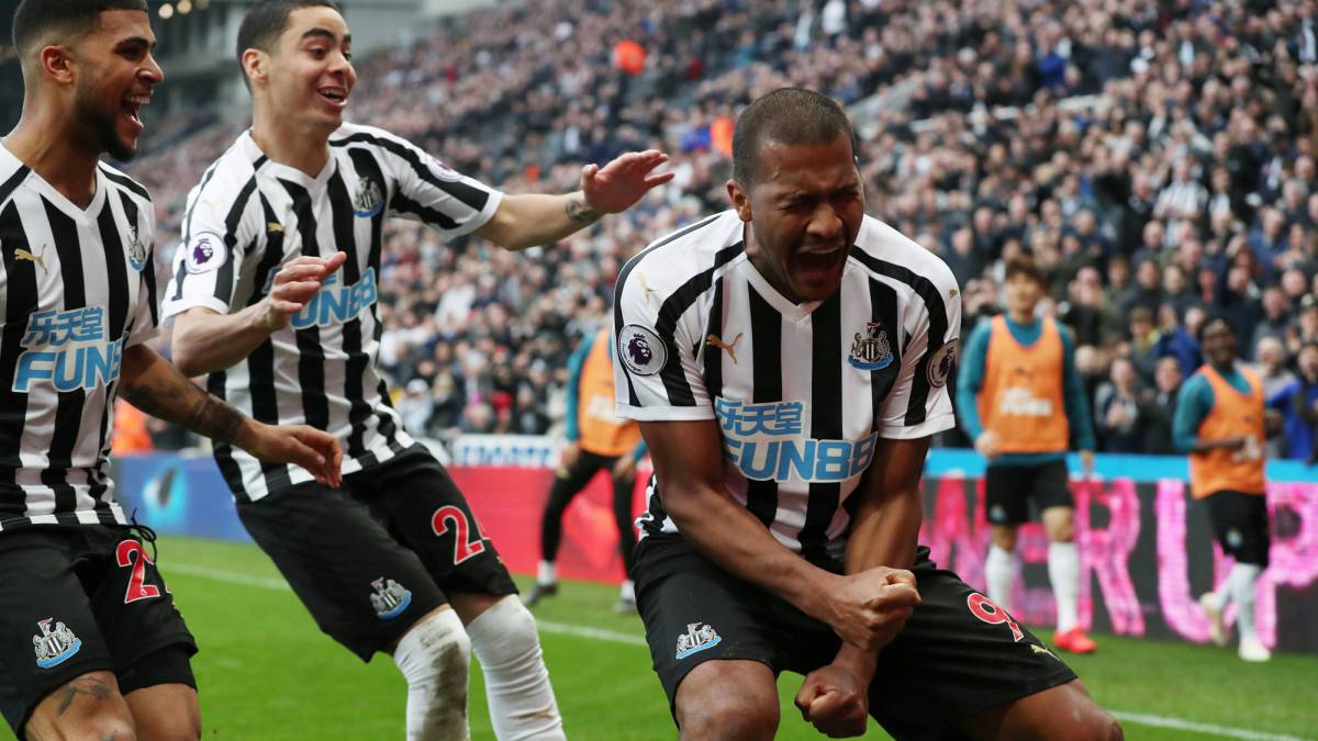 Rondón y Ayoze Pérez guían al Newcastle hacia la salvación