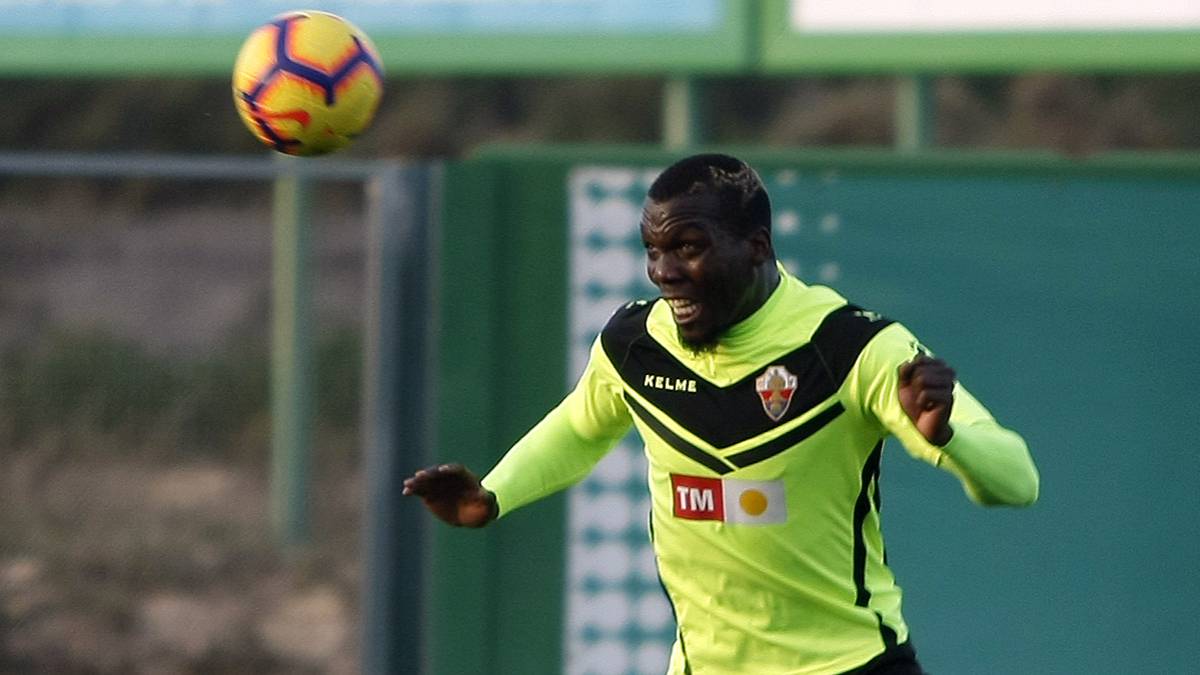 Florentin Pogba, en un entrenamiento con el Elche.