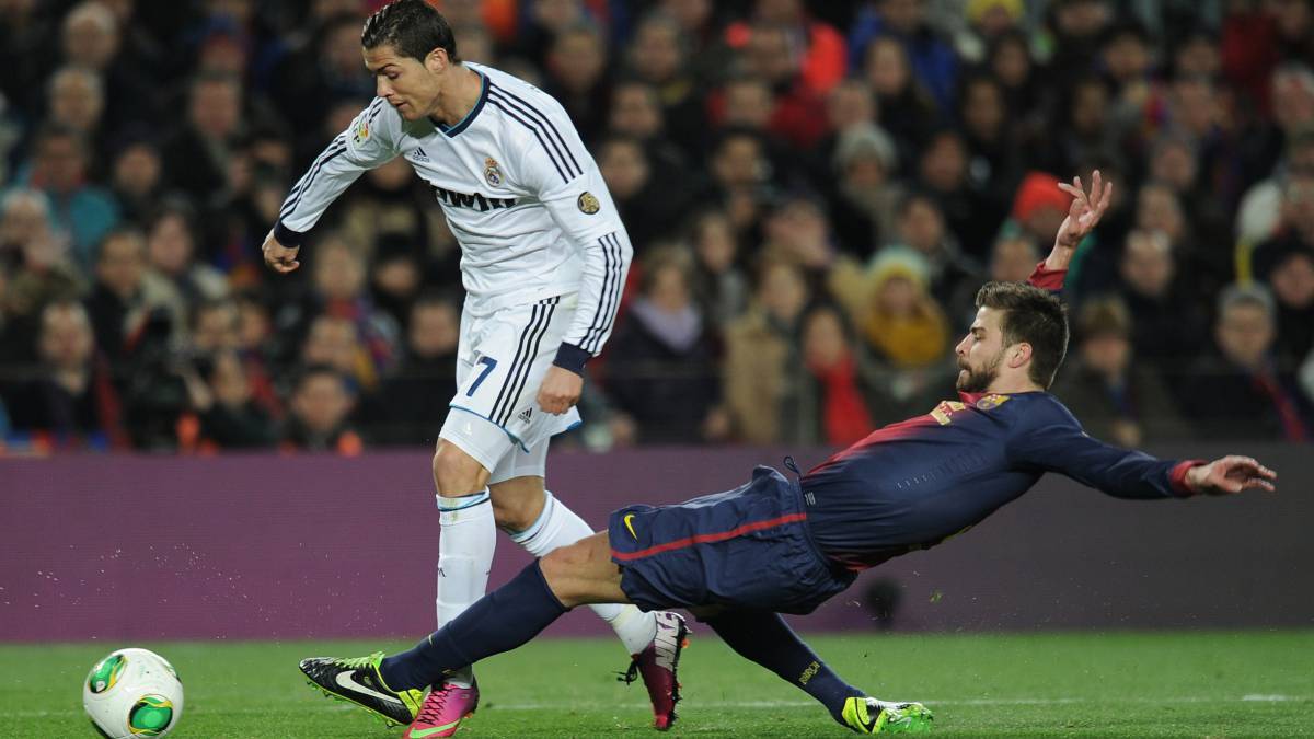 Cristiano marcó dos goles al Barcelona en las semis de Copa de 2013.