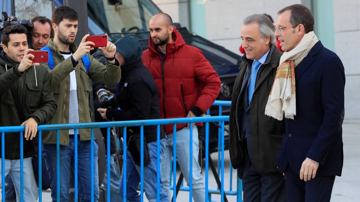 Un guardia civil dice que Rosell era "jefe de la trama" para tapar
comisiones