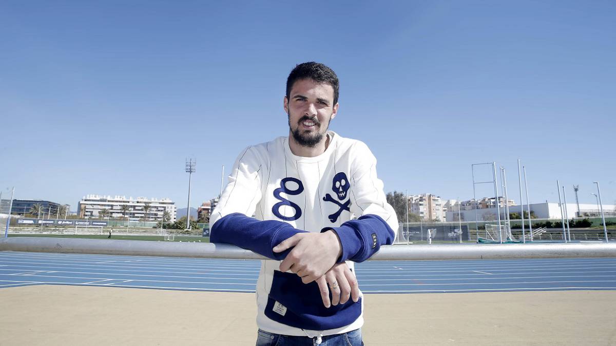 Erik Morán: “Muñiz es tranquilo, pero si tiene que echar una bronca te la echa”