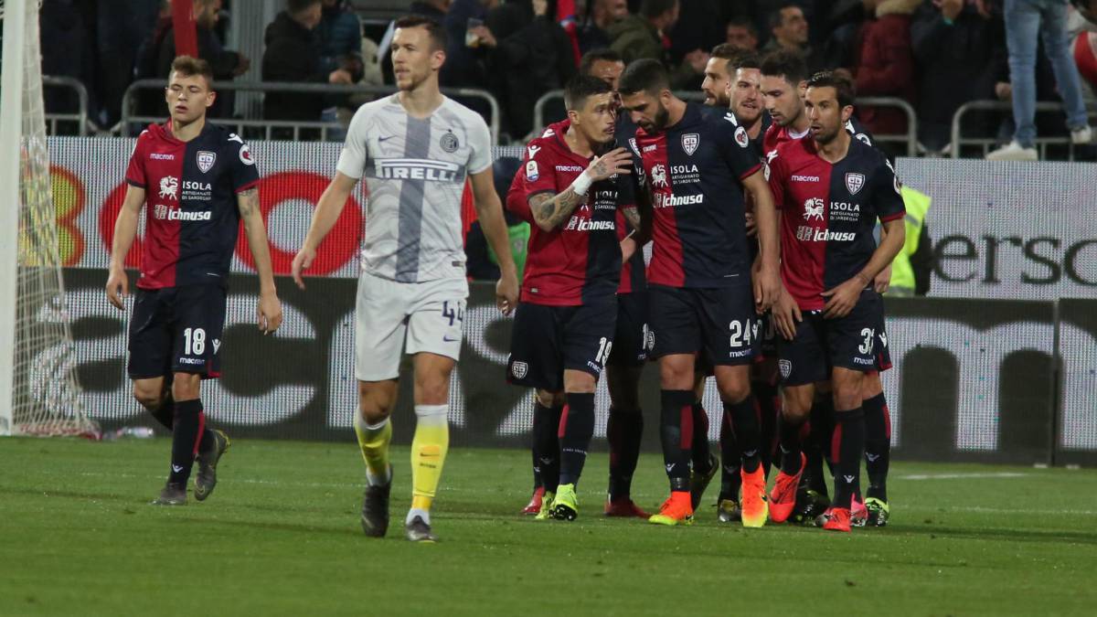 El Inter cae en Cagliari y su tercer puesto peligra