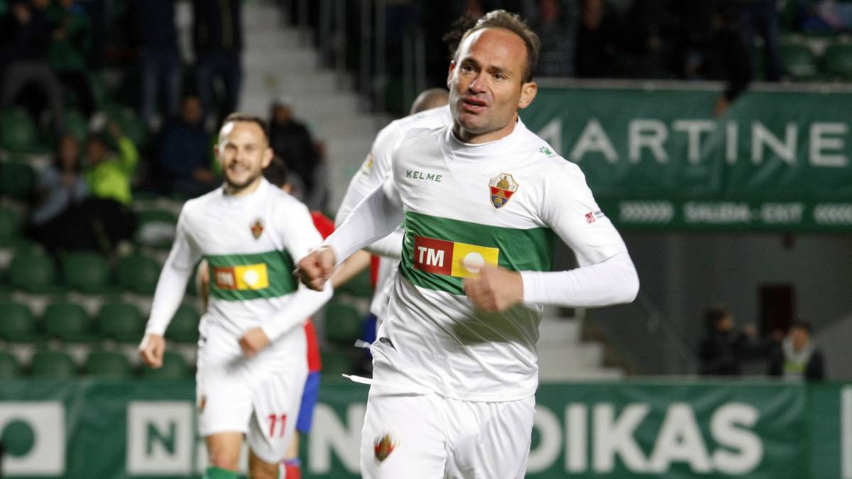 Nino, jugador del Elche.