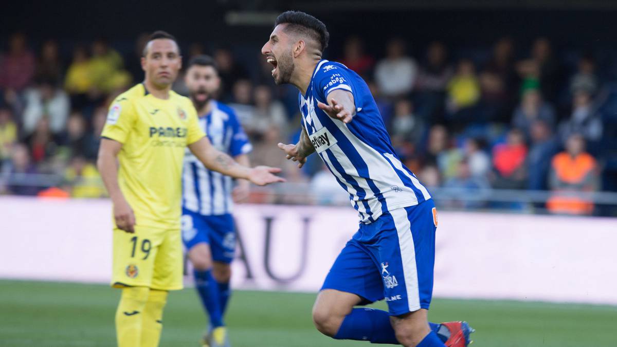 Guillermo Maripán, goleador en el partido ante el Villarreal