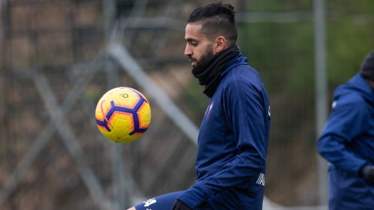 El Celta se enfrenta al Betis y el franco-argelino Ryad Boudebouz está cedido sin cláusula del miedo. Espera una ocasión de Fran Escribá. Espera una oportunidad.