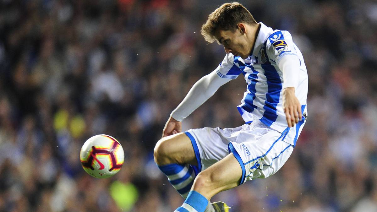 Más problemas para Alguacil: Diego Llorente se lesiona