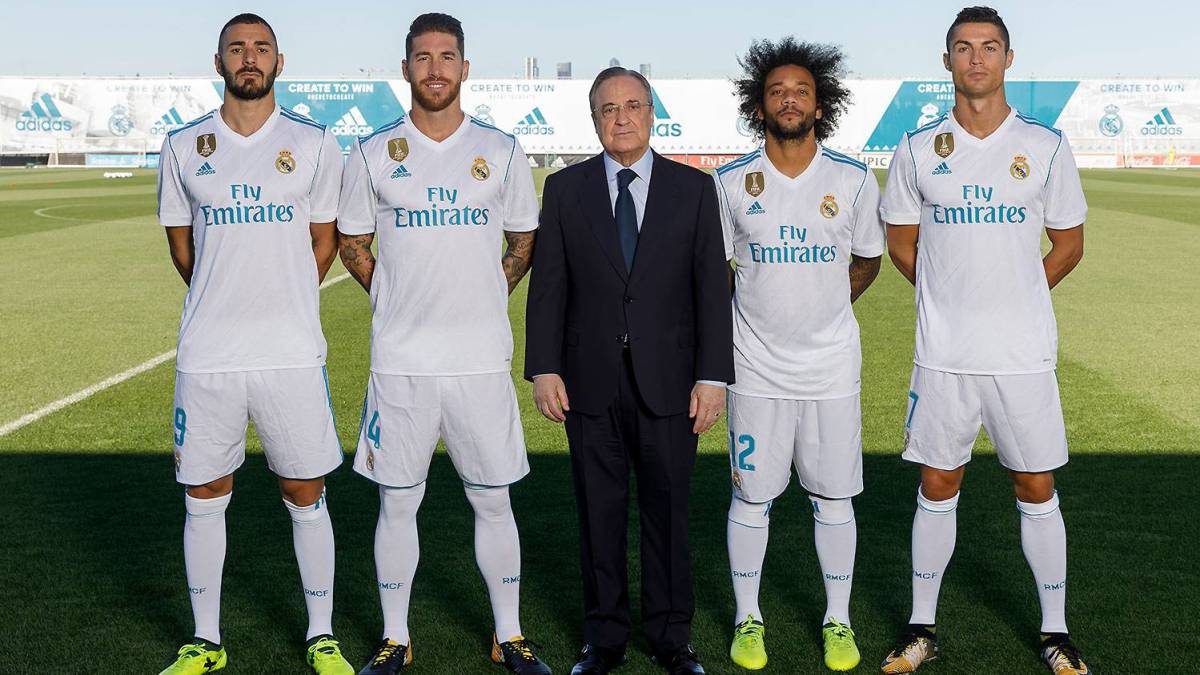 Florentino posa con sus capitanes de la pasada temporada.