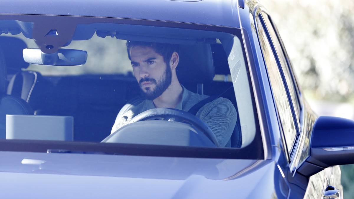 Jugones: Isco did not attend Ajax game after being left out of squad