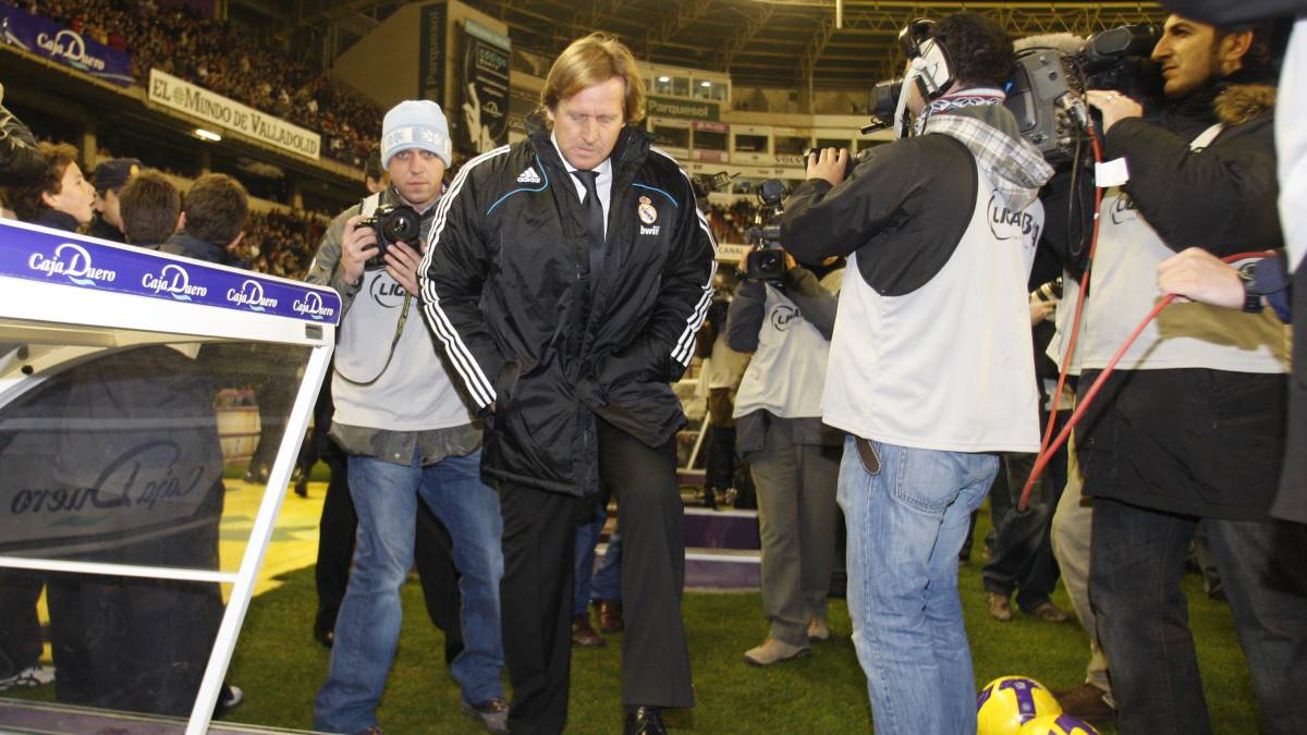 Schuster llegó a Valladolid casi cesado por el Madrid.